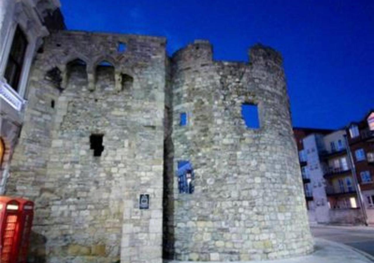 Appartamento Stayzo Castle Point 18 - Premier *